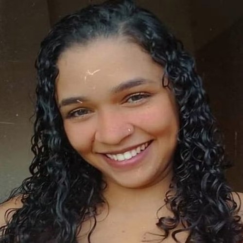 Mulher condenada a 53 anos em Macaé por assassinato de grávida e do bebê