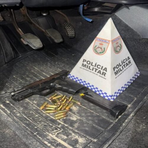 Casal é preso em SJB com uma Taurus equipada com kit rajada fabricado nos EUA