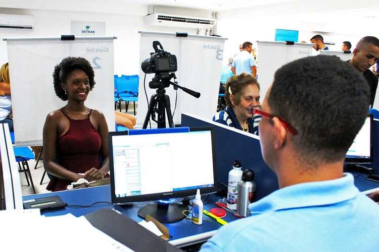 Detran promove mutirão para emissão da nova Carteira de Identidade Nacional