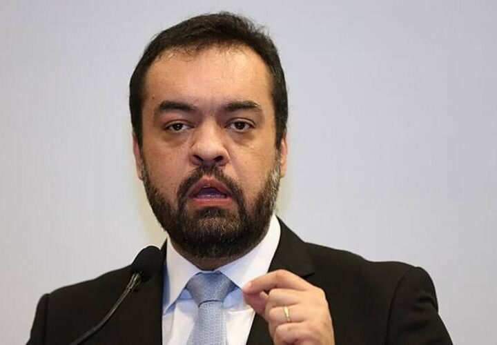 TSE retomará julgamento que pode cassar governador do Rio