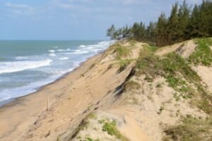 Licitação para estudo da erosão costeira avança em SJB