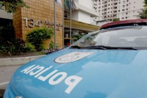 Assaltantes invadem casa, amarram morador e roubam R$ 11 mil em joias, em Campos