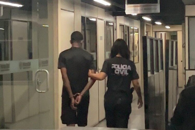 Suspeito de matar filha de 2 meses em Campos ia fugir ao ser preso
