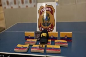 PF e PRF prendem homem com 10kg de cocaína e munições na BR-101