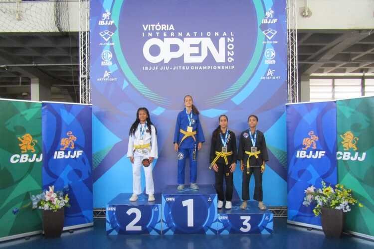 Atleta de Campos é ouro no Vitória Internacional Open de Jiu-Jitsu