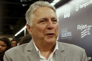 TSE mantém candidatura a governador de Garotinho até o julgamento